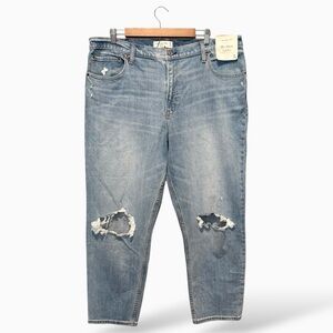 Abercrombie & Fitch Mom High Rise Jeans Light Wash Ripped Distressed Size 34/18